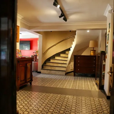 Nomade Old Hotel 3*