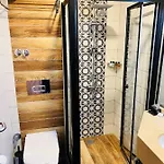 Nomade Old 3*