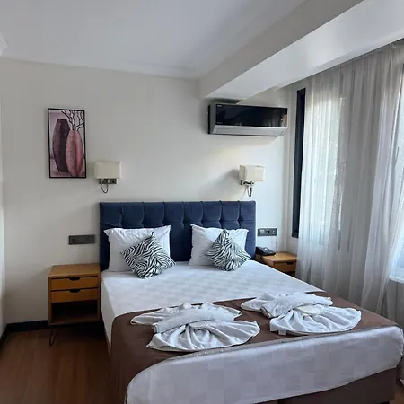 Hotel Nomade Old 3*